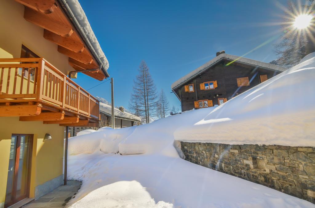 Appartamenti Residenza Anderbatt Gressoney-la-Trinité Zimmer foto